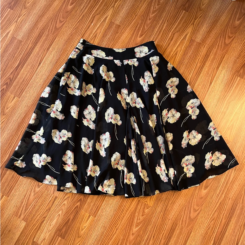 Ann Taylor midi skirt size 6P